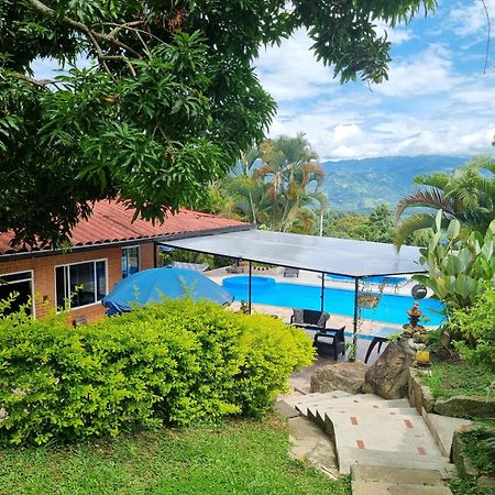 Hermosa Finca Villa Cadamaris La Mesa  Exterior photo